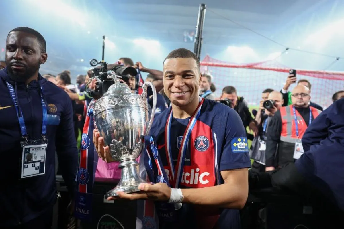 Kylian Mbappe Tutup Karir di PSG dengan Trofi Coupe de France 2023/2024