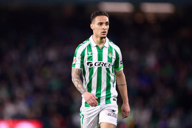 Antony Bersinar di Real Betis