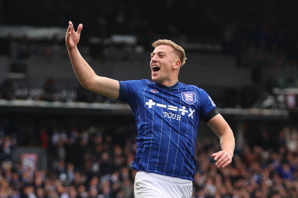 Manchester United Incar Liam Delap, Ipswich Buka Peluang Transfer Musim Panas