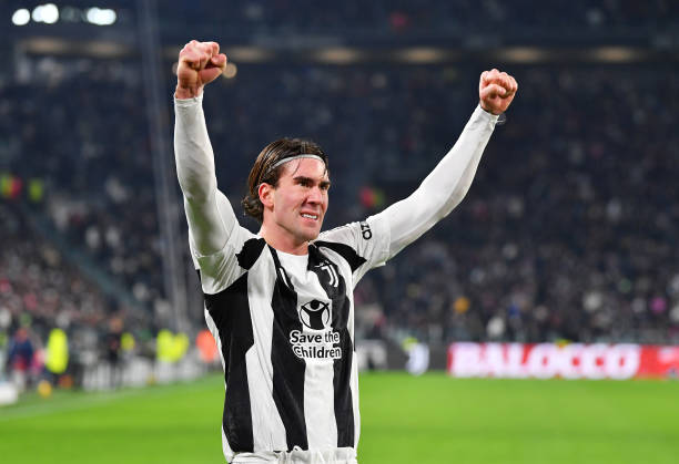Manchester United Kejar Dusan Vlahovic: Langkah Serius untuk Perkuat Lini Depan di 2025