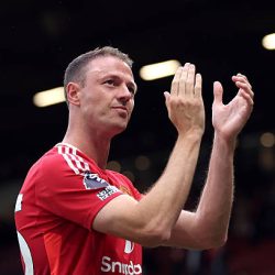 Jonny Evans Gantung Sepatu, Siap Jadi Pelatih Masa Depan MU?