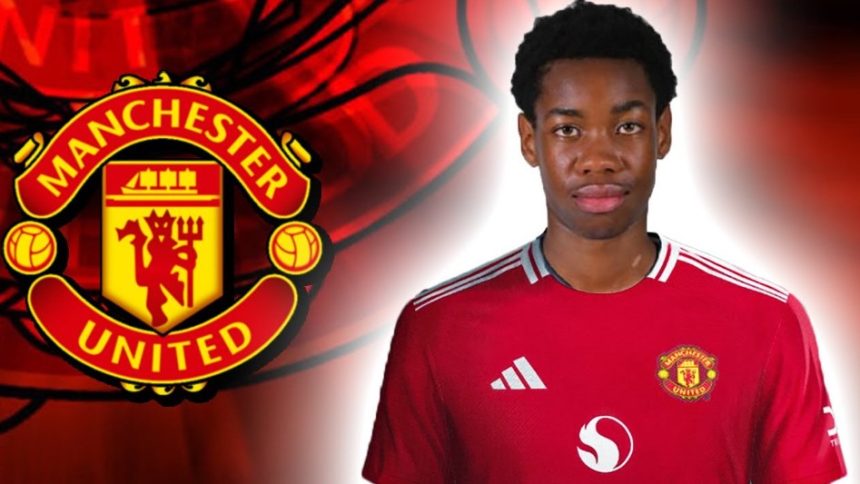 Manchester United Resmikan Wonderkid Prancis Enzo Kana-Biyik