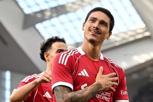 Liverpool Resmi Lepas Darwin Nunez, Alexander Isak Jadi Target Utama Pengganti