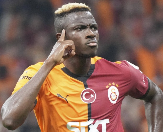 Victor Osimhen Resmi Gabung Galatasaray: Gaji Fantastis & Transfer Pecah Rekor!