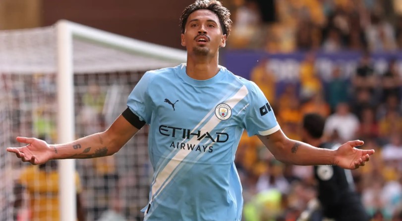 Tijjani Reijnders Bantu Manchester City Hajar Wolverhampton