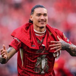 Darwin Nunez Perpisahan Mengharukan dengan rekannya