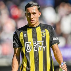 Miliano Jonathans Dipuji Kluivert Usai Debut di Timnas Indonesia