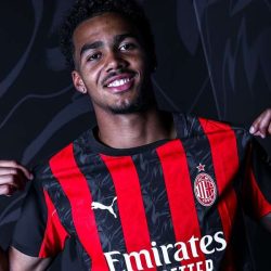 Odogu Gabung AC Milan