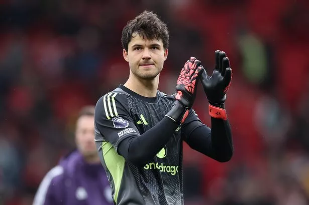 Senne Lammens Jadi Kunci Evolusi Gaya Bermain Manchester United di Era Amorim