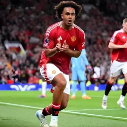 Man Utd vs Wolves 1-1: Joshua Zirkzee Jadi Sorotan di Old Trafford