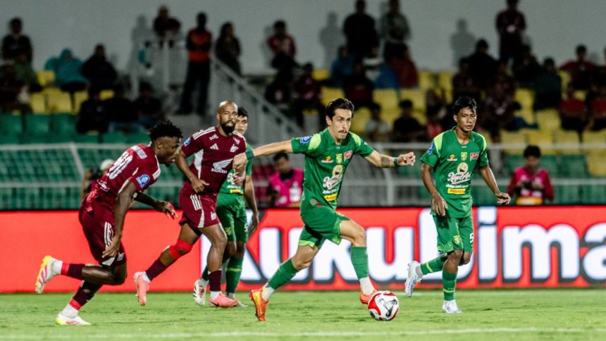 Persebaya vs Borneo FC 2-2, Pesut Etam Gagal Menang di Surabaya