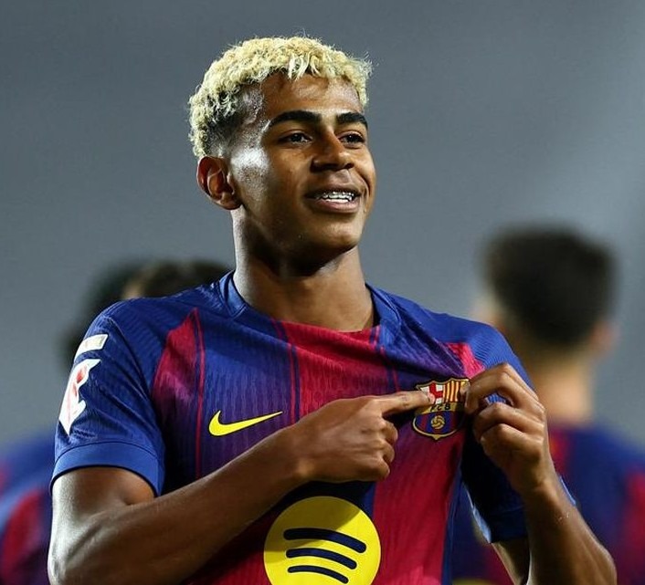 Lamine Yamal Bicara Soal Dribel, Tekanan Lawan, dan Tegaskan Tak Ingin Jadi Messi