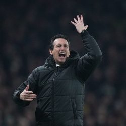 Pelatih Aston Villa, Unai Emery bereaksi saat pertandingan Liga Inggris melawan Arsenal, 31 Desember 2025 lalu. (c) AP Photo/Alastair GrantPelatih Aston Villa, Unai Emery bereaksi saat pertandingan Liga Inggris melawan Arsenal, 31 Desember 2025 lalu. (c) AP Photo/Alastair Grant