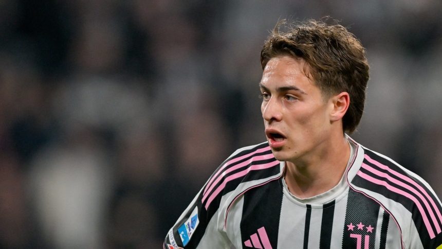 Kenan Yildiz dalam laga Juventus vs Sassuolo