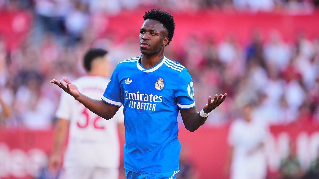 Bintang Real Madrid, Vinicius Junior saat melawan Sevilla, 18 Mei 2026 di Ramon Sanchez Pizjuan. (c) AP Photo/Jose Breton