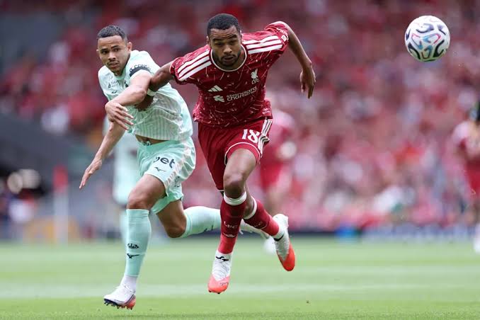 Liverpool vs Como Berakhir 0-0, Skuad Iraola Gagal Pecah Kebuntuan