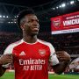 Vinicius Junior dalam rumor transfer Arsenal setelah dikaitkan dengan kepindahan dari Real Madrid. (c) Strategibola.com